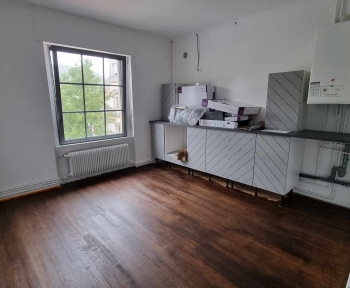 Location Appartement  pièce Saint-Étienne-au-Mont (62360) - rue de la gare