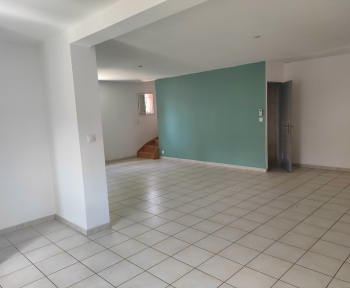 Location Maison 4 pièces Cavaillon (84300) - Les Vignères