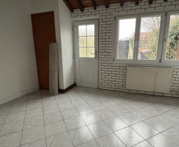 Location Maison 2 pièces Mons-en-Montois (77520)