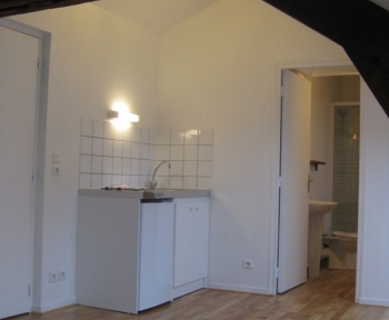 Location Appartement 1 pièce Reims (51100) - Reims Hyper Centre