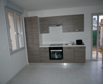 Location Appartement rénové 2 pièces Cérans-Foulletourte (72330)