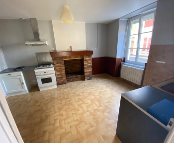 Location Maison 4 pièces Courcelles-la-Forêt (72270)