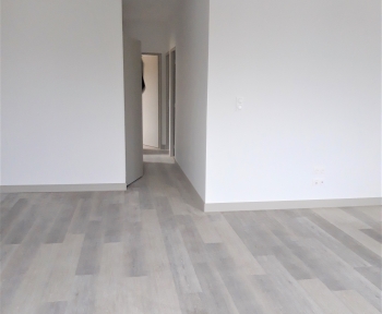 Location Appartement 4 pièces Cérans-Foulletourte (72330) - Centre ville