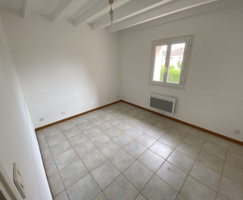 Location Maison 3 pièces Pouydesseaux (40120)