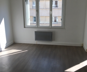 Location Appartement 2 pièces Beauvais (60000) - CENTRE VILLE