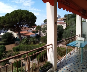 Location Appartement 2 pièces Roquebrune-Cap-Martin (06190) - Proche Mairie de Roquebrune