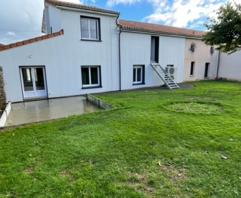 Location Maison 5 pièces Moutiers-sous-Chantemerle (79320)